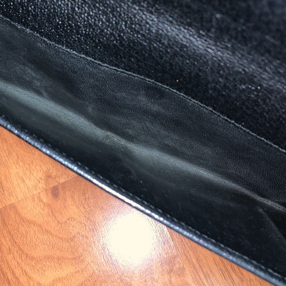 Authentic Gucci Monogram GG Canvas Flap Wallet with Bow - Picture 6 of 16